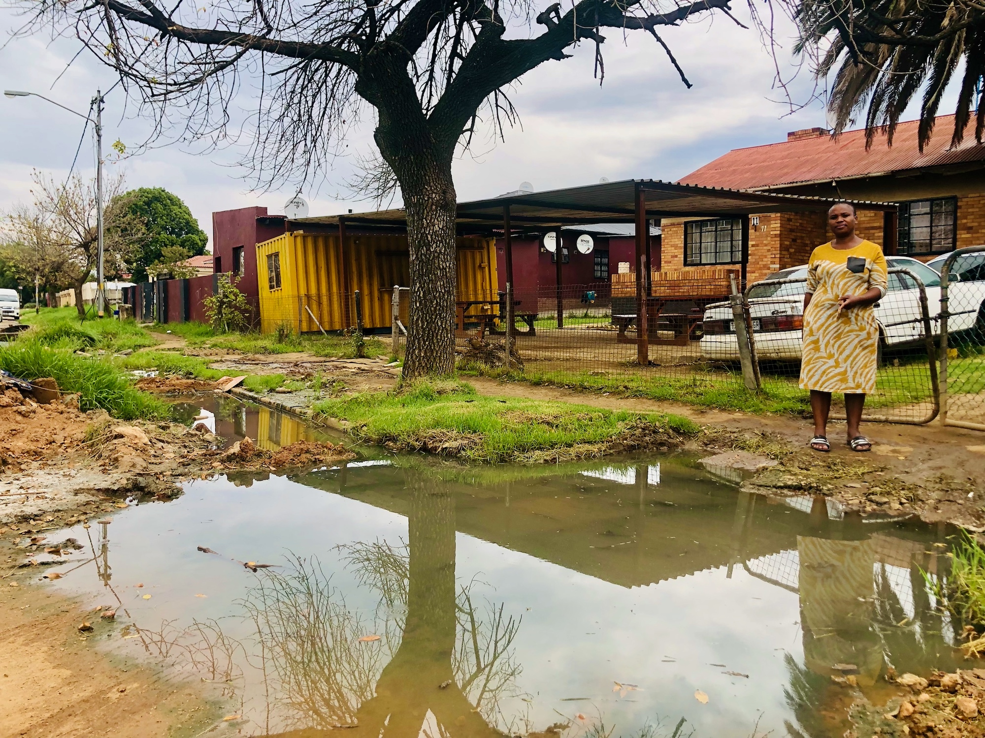 elandsfontein-drowning-in-sewage-and-buried-by-rubble-groundup